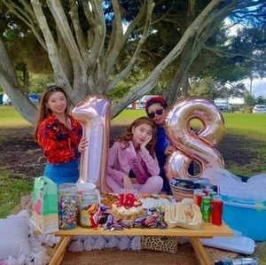 Meet your Posher, Angel